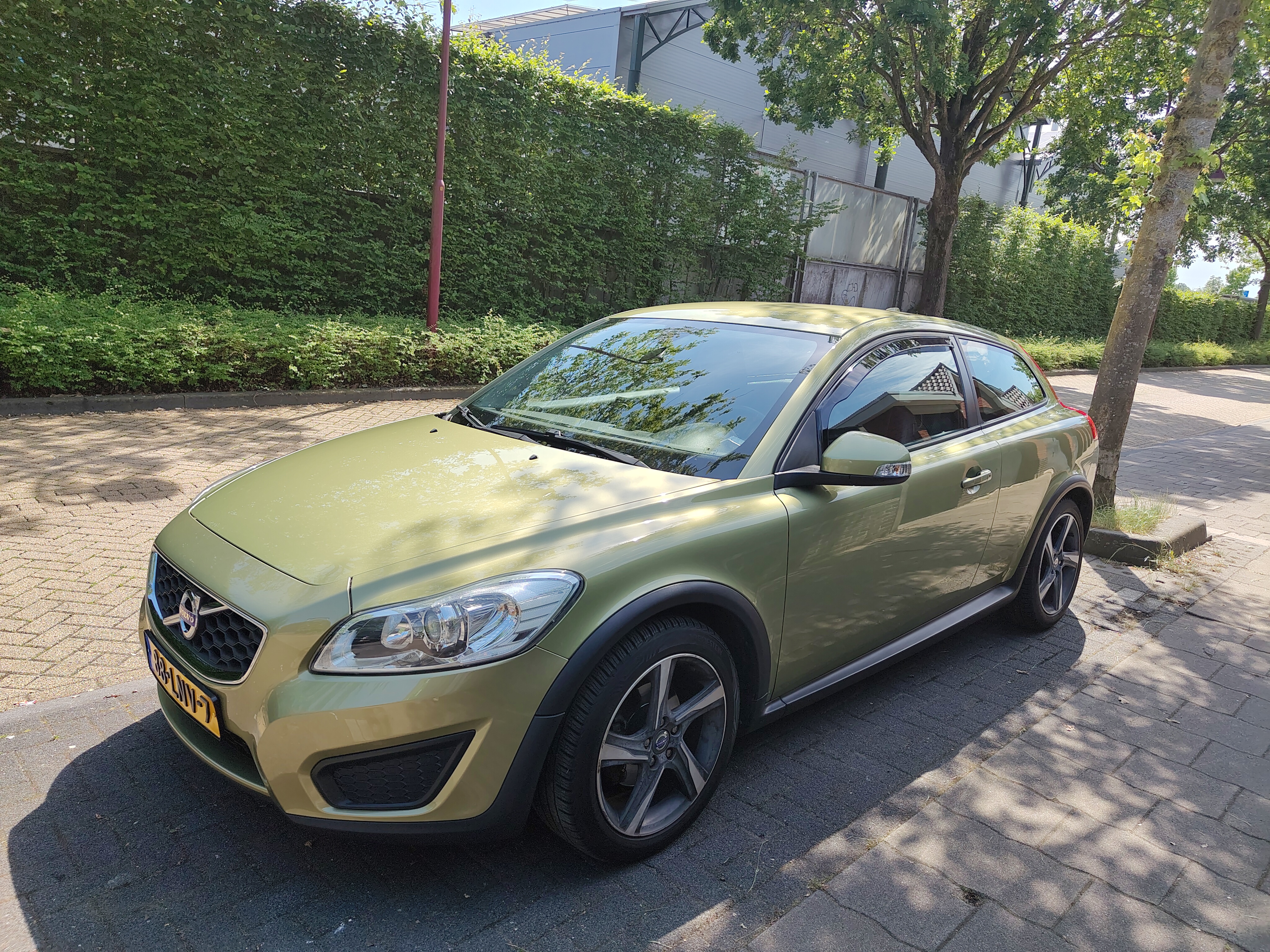 Volvo C30 tijdens een clubmoment op locatie.